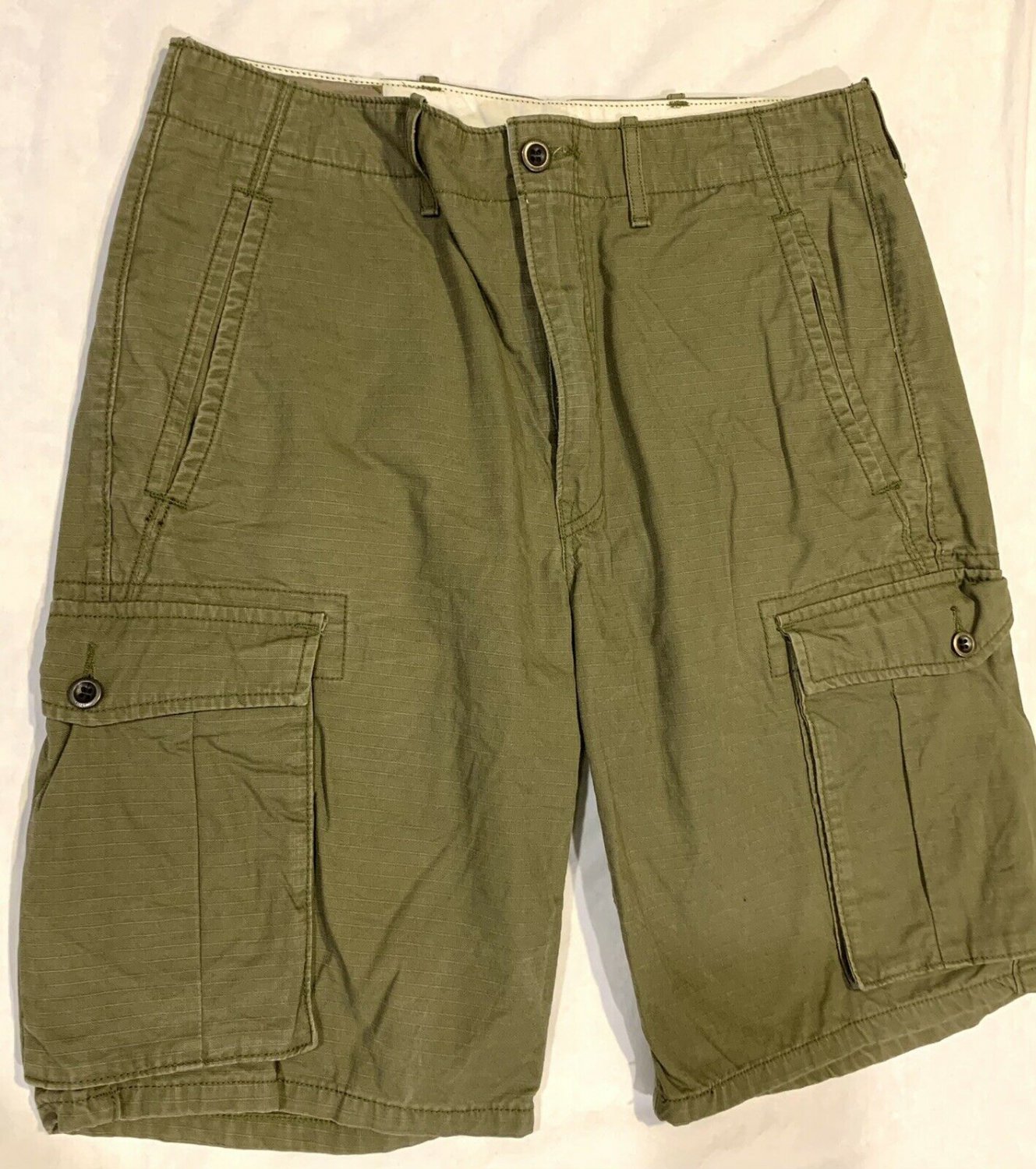 Levi’s Men Premium Cotton Cargo Shorts Original Relaxed Fit Olive Green 32”