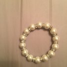 Stretchy faux pearl bracelet