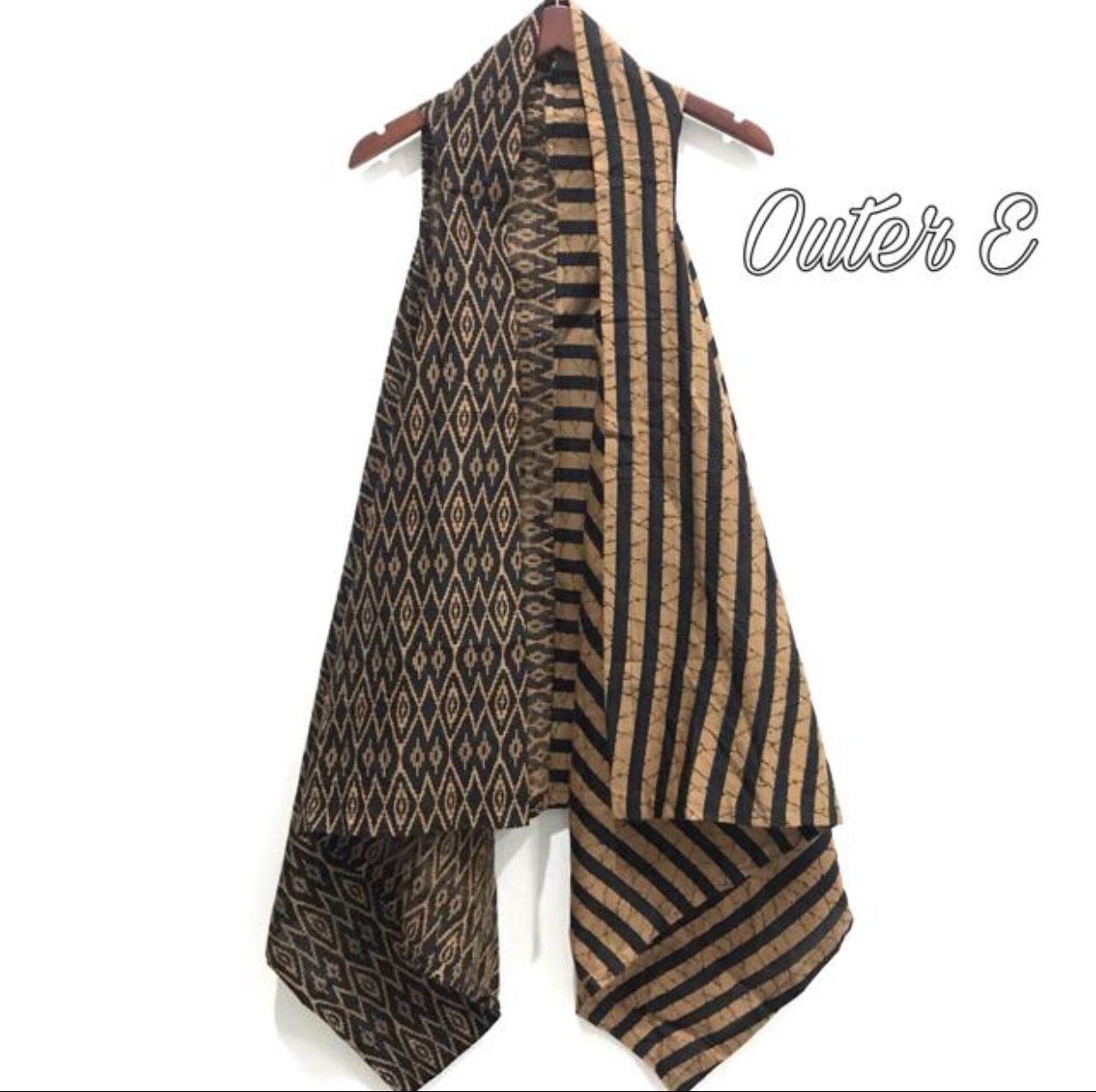 Outer Sleeveless Batik