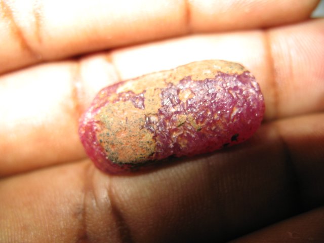 8 Grams Rought Natural Ruby