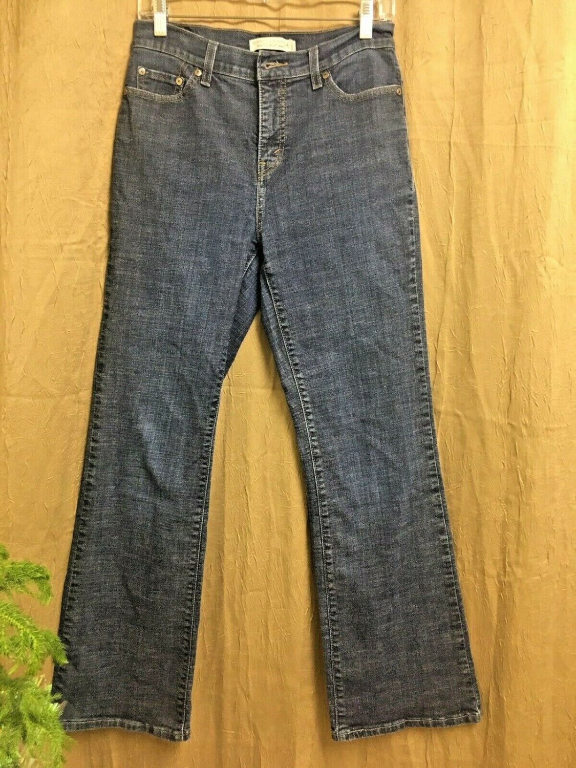 Levis Jeans Perfectly Slimming Boot Cut 512 Womens Size 8 M