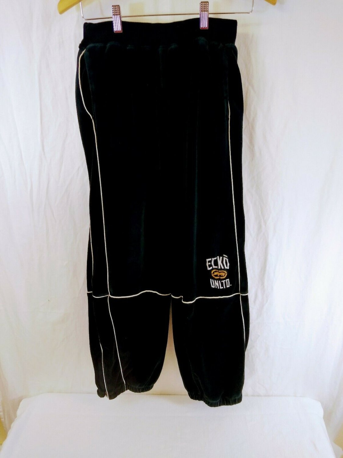 ECKO UNLTD Cotton Blend Black Velvet Valour Womens Sweat Pants Size Large