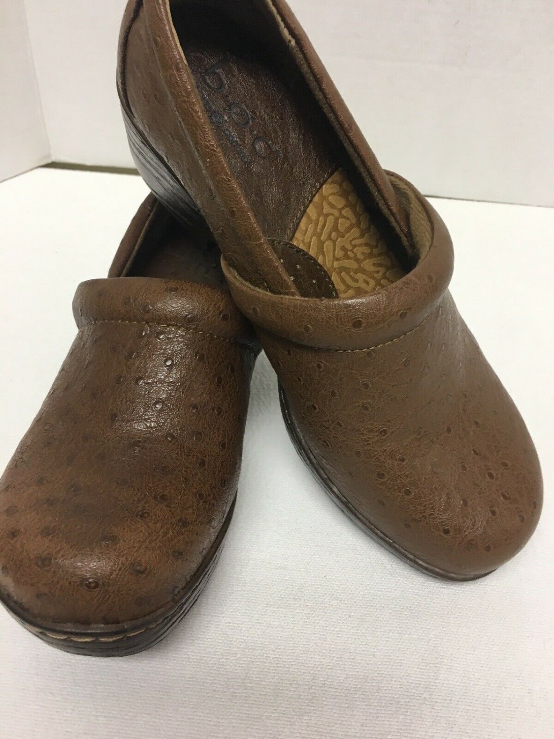 BOC Clog Womens Size 8M Born Concept Man made Vegan Ostrich Pattern