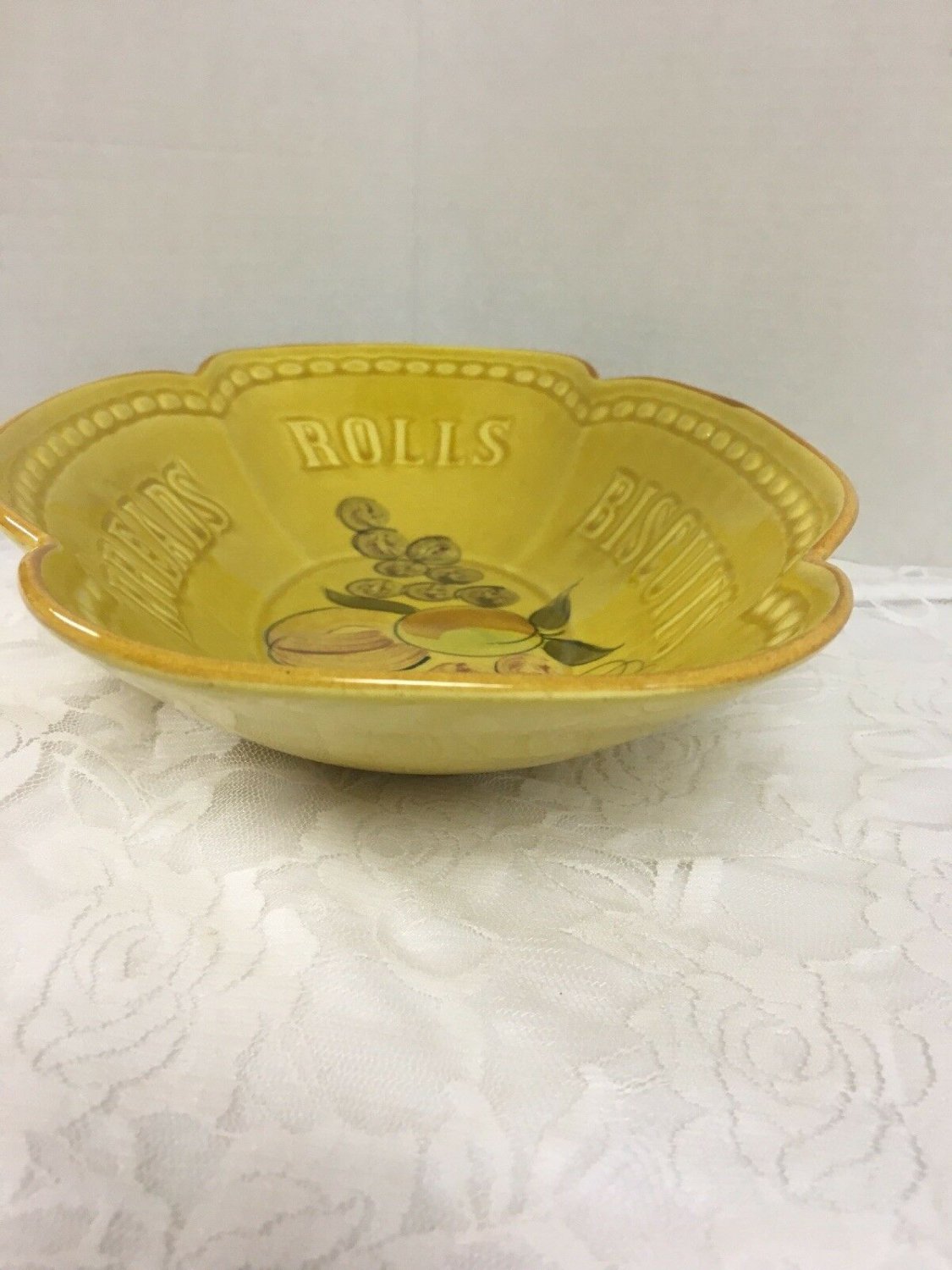 Los Angeles Potteries #51 Biscuits Rolls Serving Bowl Dish Scalloped Yellow