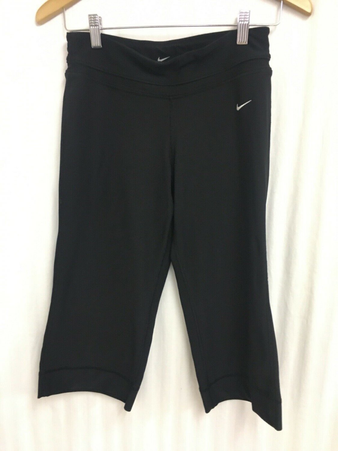 Nike Dri Fit Womens XS Capri Warm Up Pants Wide Leg Black Yoga Athletic