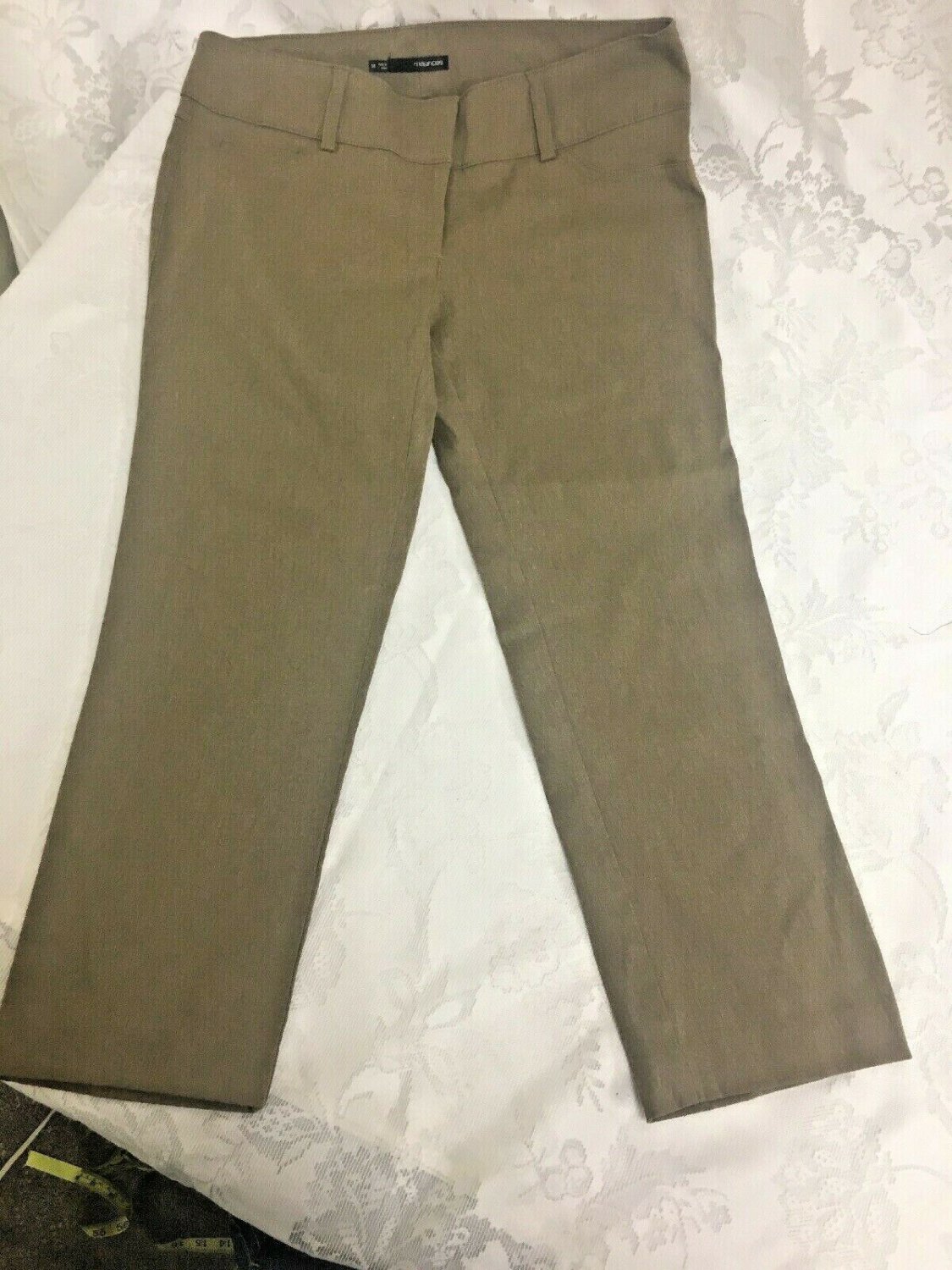 Maurices Pants Capri Cropped Womens Size 6 Tan Stretch
