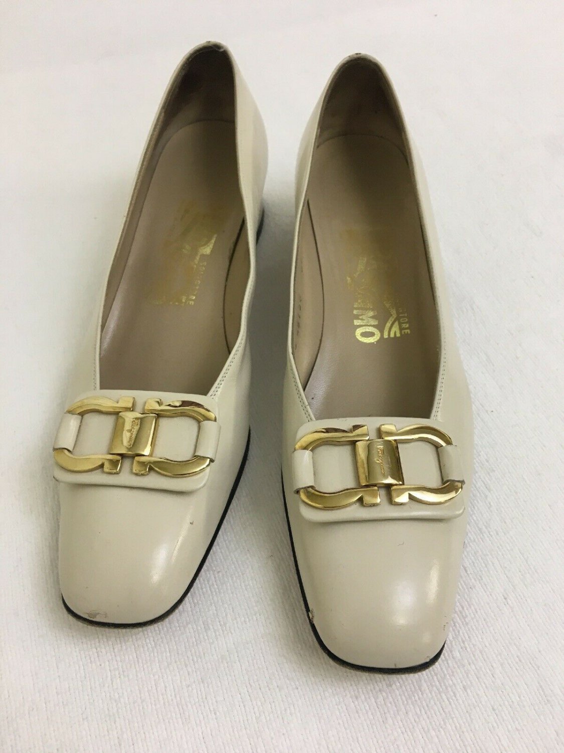 Salvatore Ferragamo Shoes Low Heel Dress Shoe Womens 7.5 AAAA  See Description