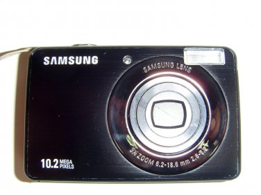 Samsung PL Series PL50 10.2 MP Digital Camera Black