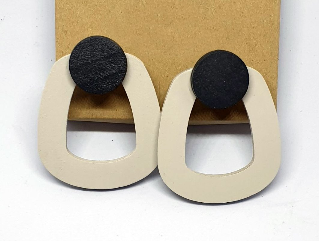 2pcs/lot stud type wooden color earrings (55mmx45mm)