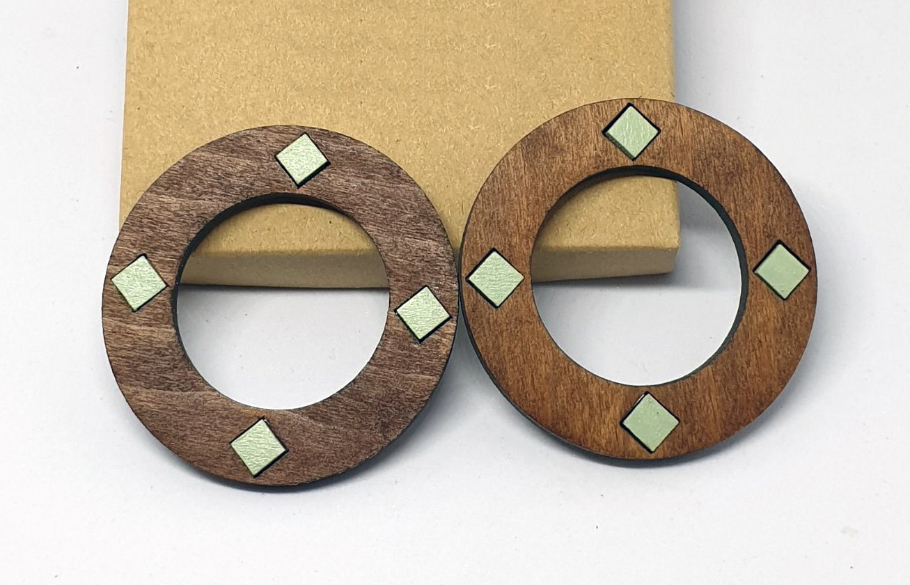 2pcs/lot stud type wooden color earrings (diam: 50mm)