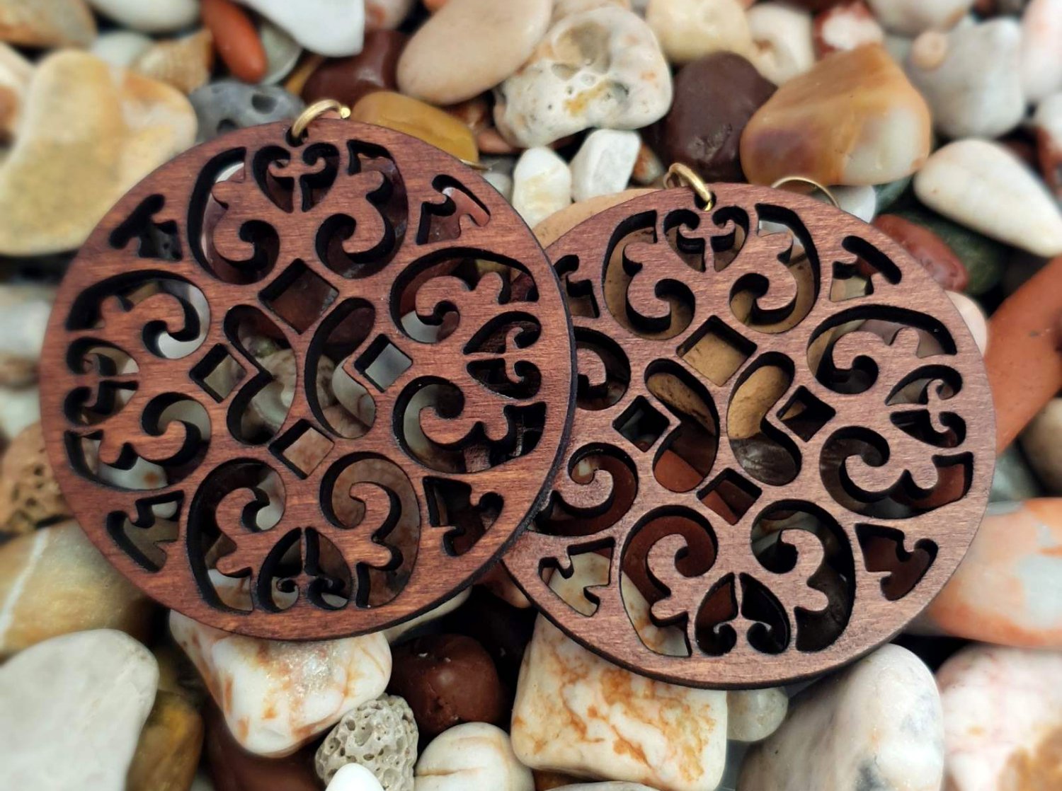 2pcs/lot dangle/wire-hook type wooden color earrings (diam: 50mm)