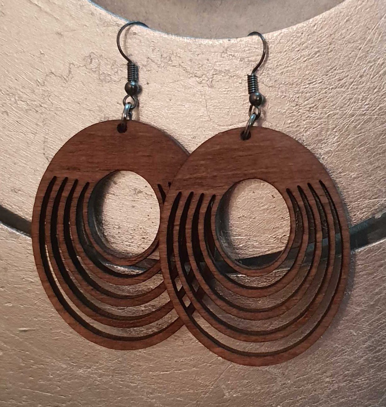 2pcs/lot dangle/wire-hook type wooden earrings (diam: 50mm)
