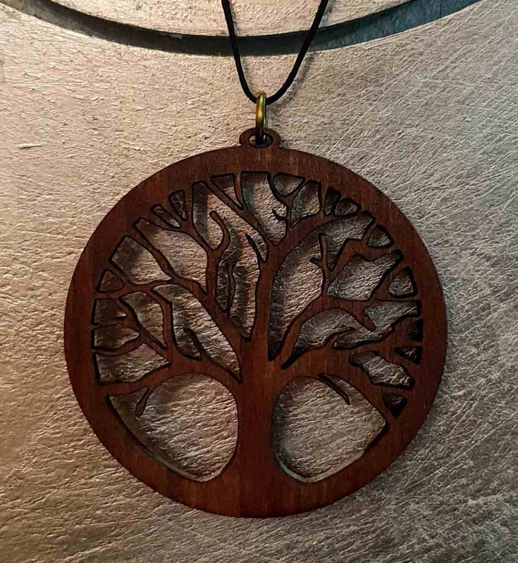 1pc/lot wooden pendant with leather strap (diam: 65mm)