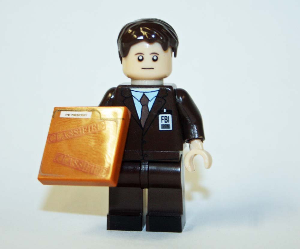 Fox Mulder XFiles Custom Minifigure Bricks Semut Toys