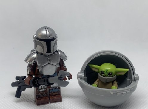 Mandalorian and Baby Yoda Star Wars Din Djarin and Grogu Minifigure Semut Toys