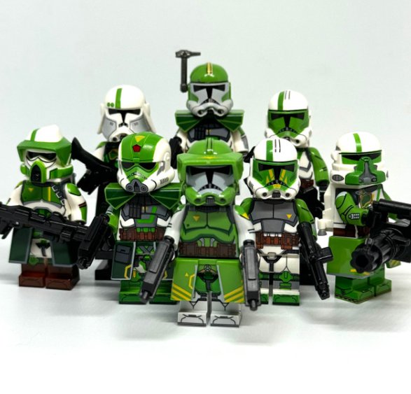 Doom Squad Clone Trooper Minifigure Pack of 8 Minifigure Semut Toys