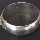 VINTAGE ORNATE FLOWER BANGLE BRACELET STERLING SILVER THAILAND HINGED