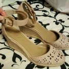 Unisa Women's Espadrille Wedge Eyelet Sandal Size 9 Tan Taupe/Cognac Color