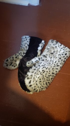 Leopard Faux Fur Mittens One Size