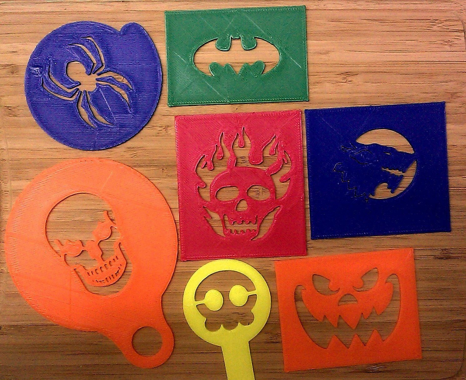 Coffee Stencils - Halloween - Spider, Skulls, Wolf, Scary Face, Batman