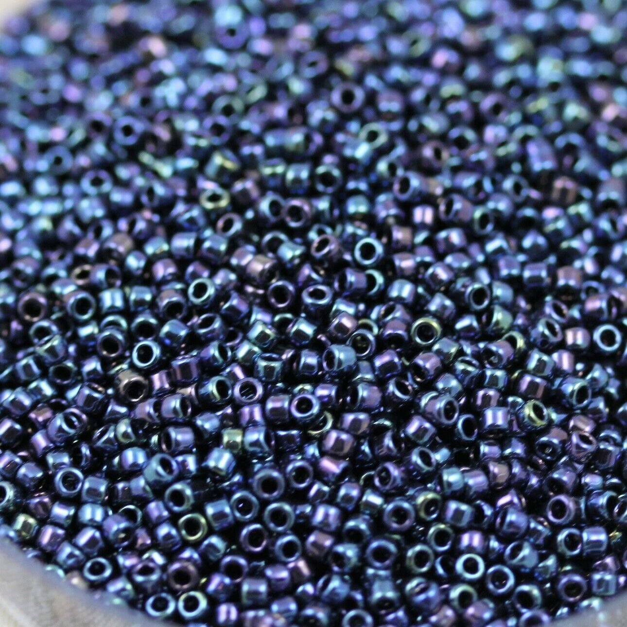 Wsini Japanese Rocailles Seed Beads Main Color Metallic Cosmos