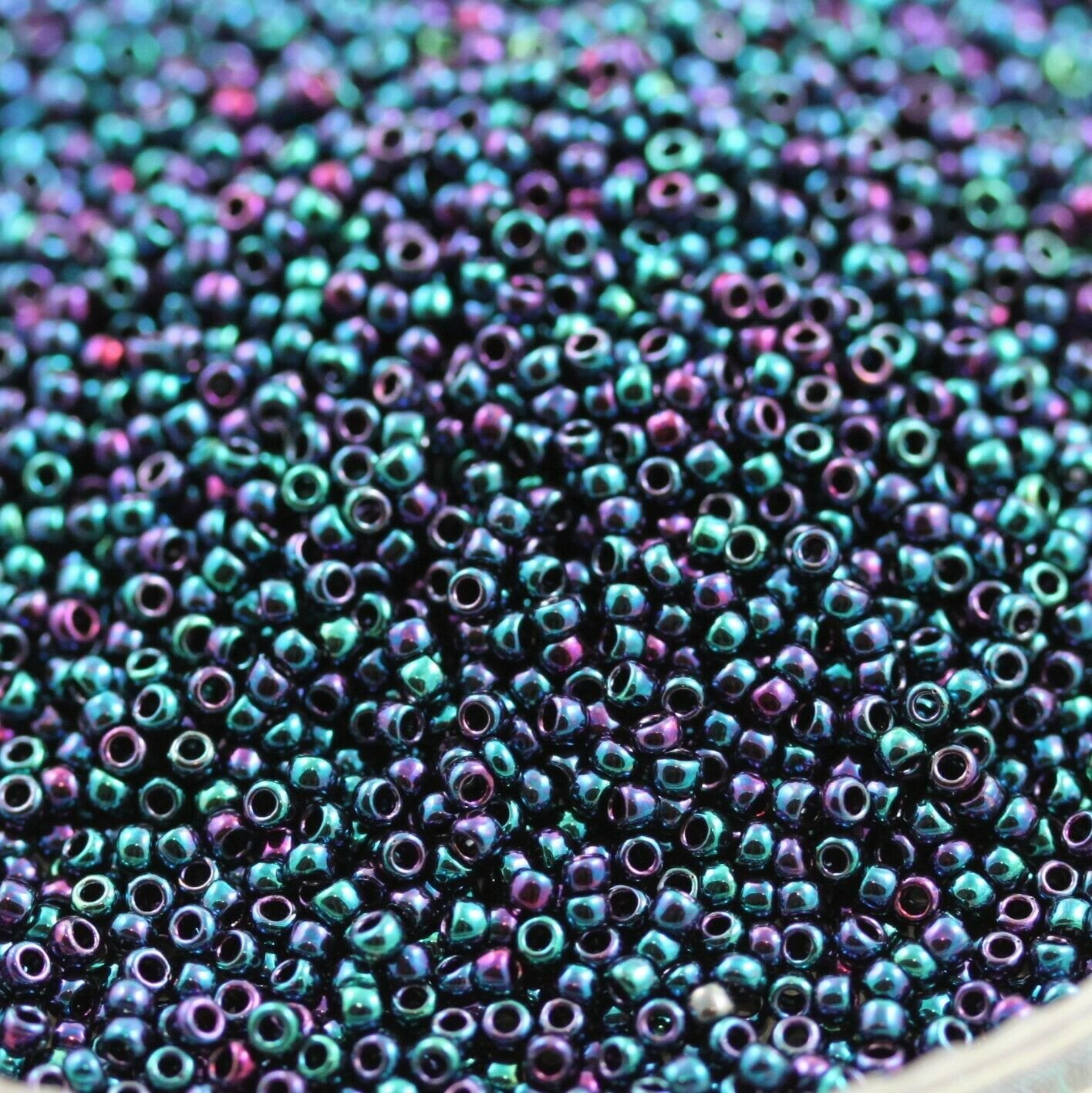 Wsini Japanese Rocailles Seed Beads Main Color Higher Metallic Dragonfly