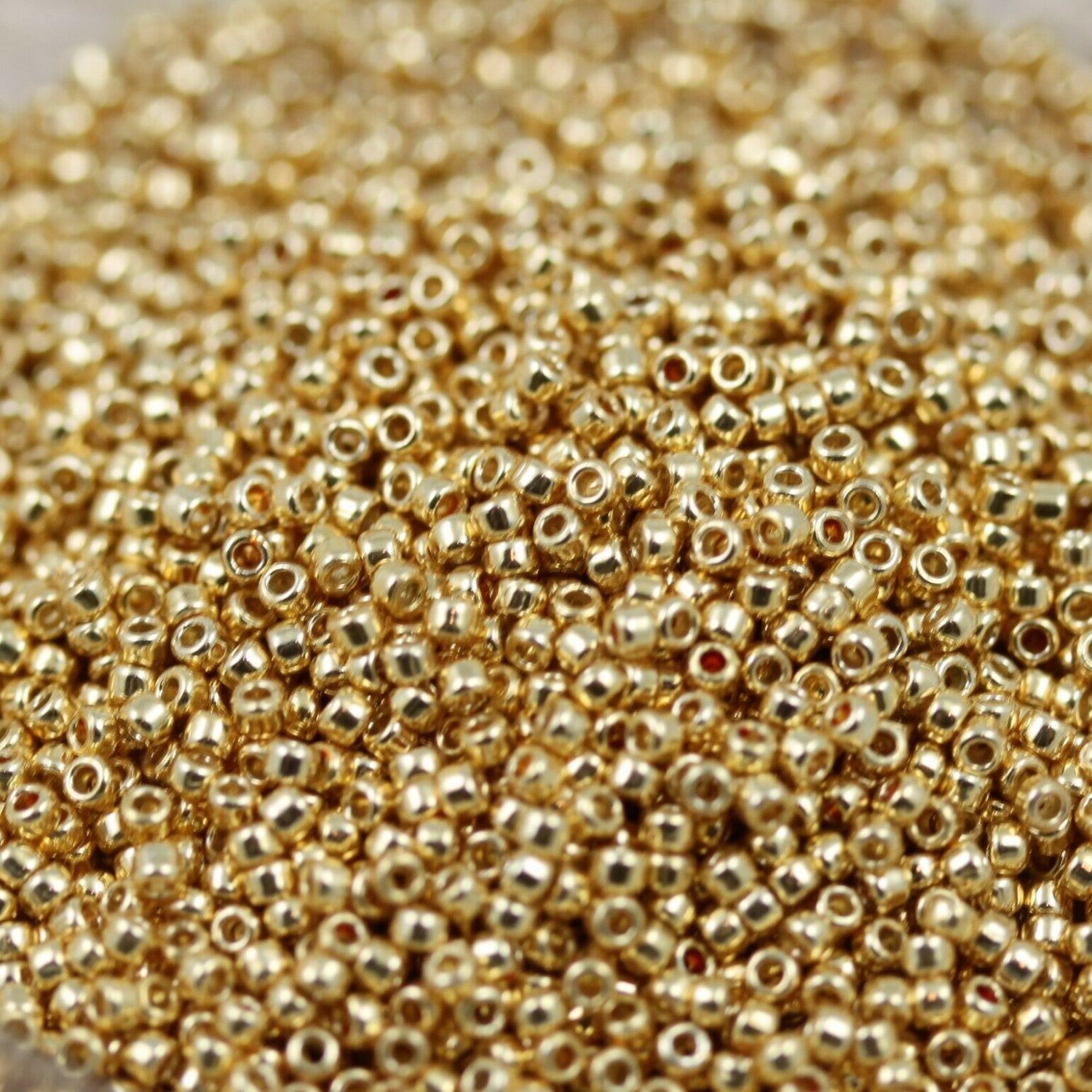 Wsini Japanese Rocailles Seed Beads Main Color PermaFinish Galvanized Starlight