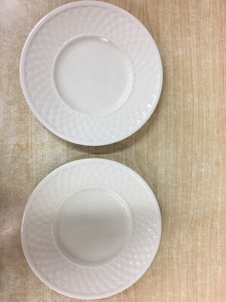 Oneida Picnic White Westerly Basket Pattern Stoneware Saucer 6.5 in Set Of Two
