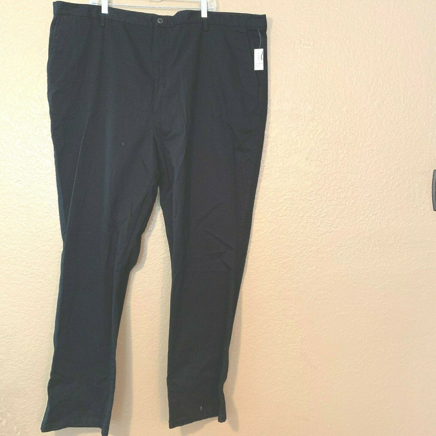 OLD NAVY Men&acirc;��s Ultimate Straight Built In Flex Black Khakis 48 x 34 NWT