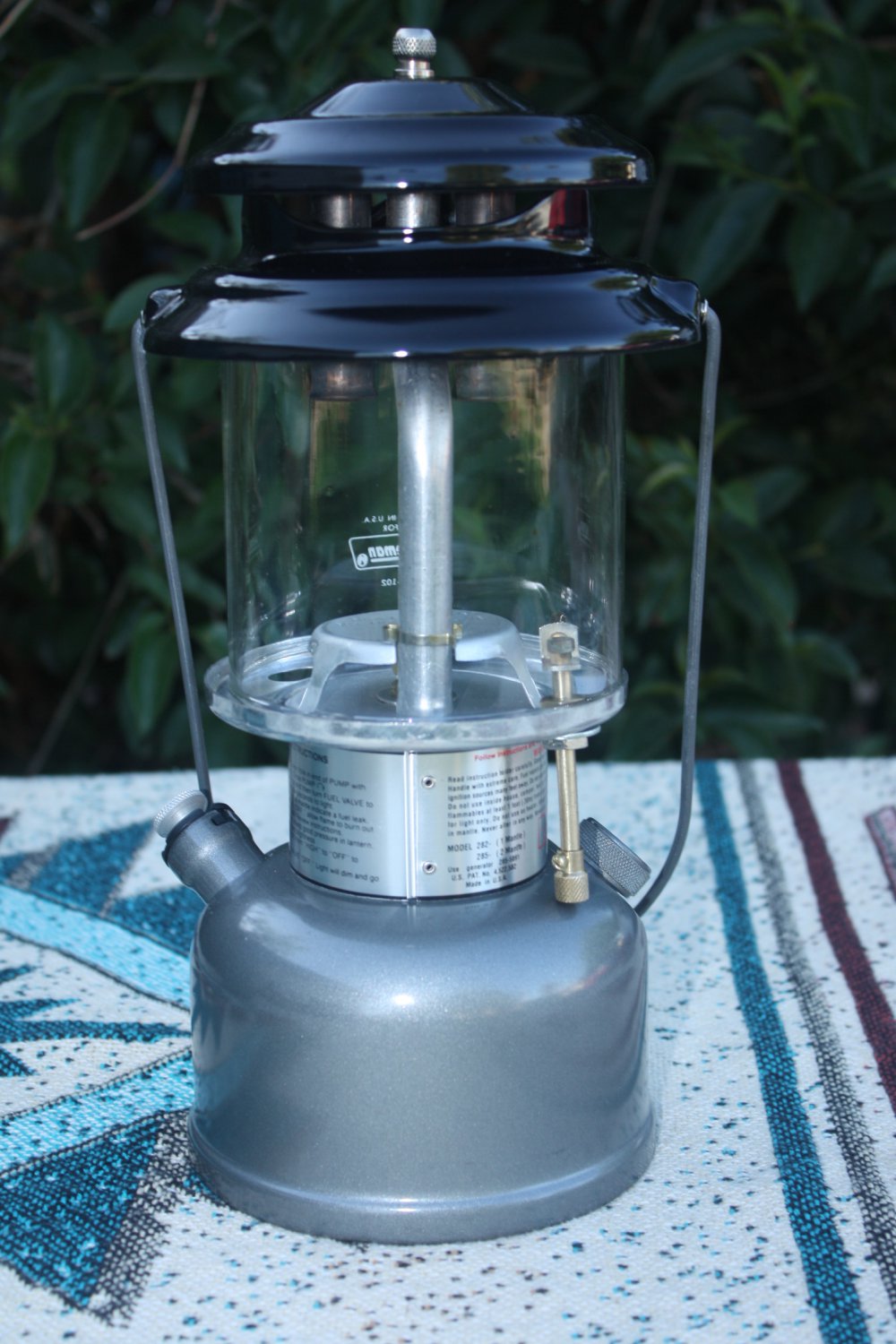 COLEMAN LANTERN 285 WITH CARRYING CASE 1994