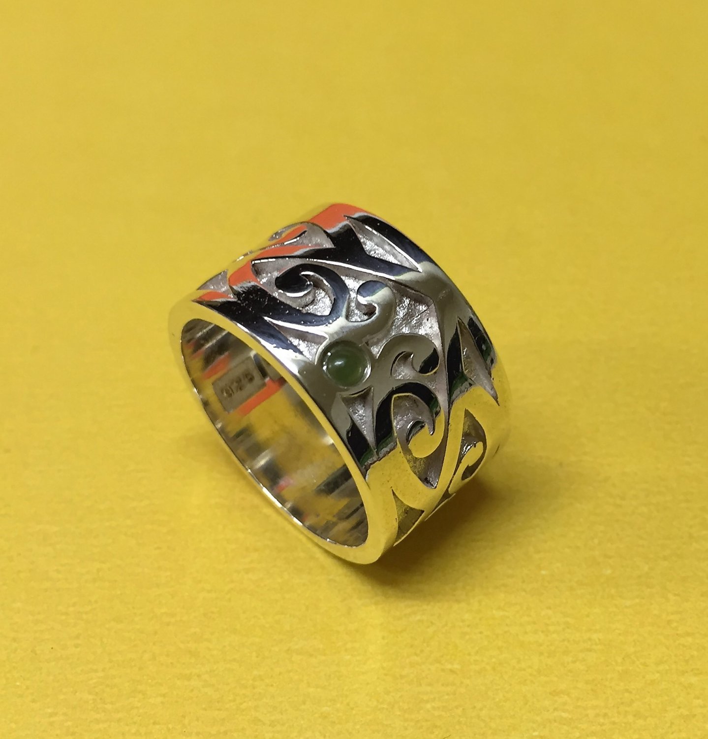 BLNZ 925 SOLID STIRLING SILVER NEW ZEALAND TRIBAL MEN'S RING