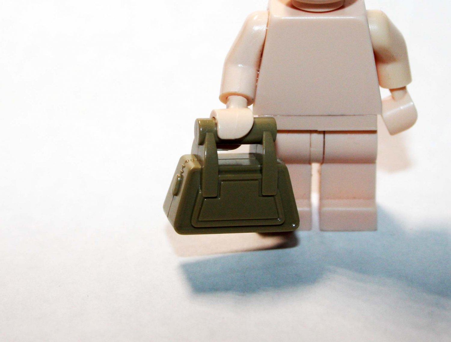 Tan Purse for minifigure