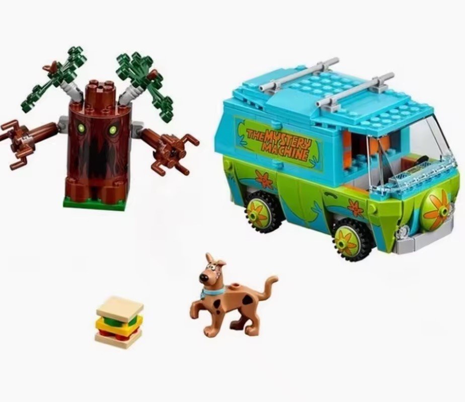 Scooby Doo Mystery Machine Cartoon movie set 4 Minifigures