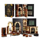 Harry Potter Hogwarts Defence Class Book set with 3 minifigures