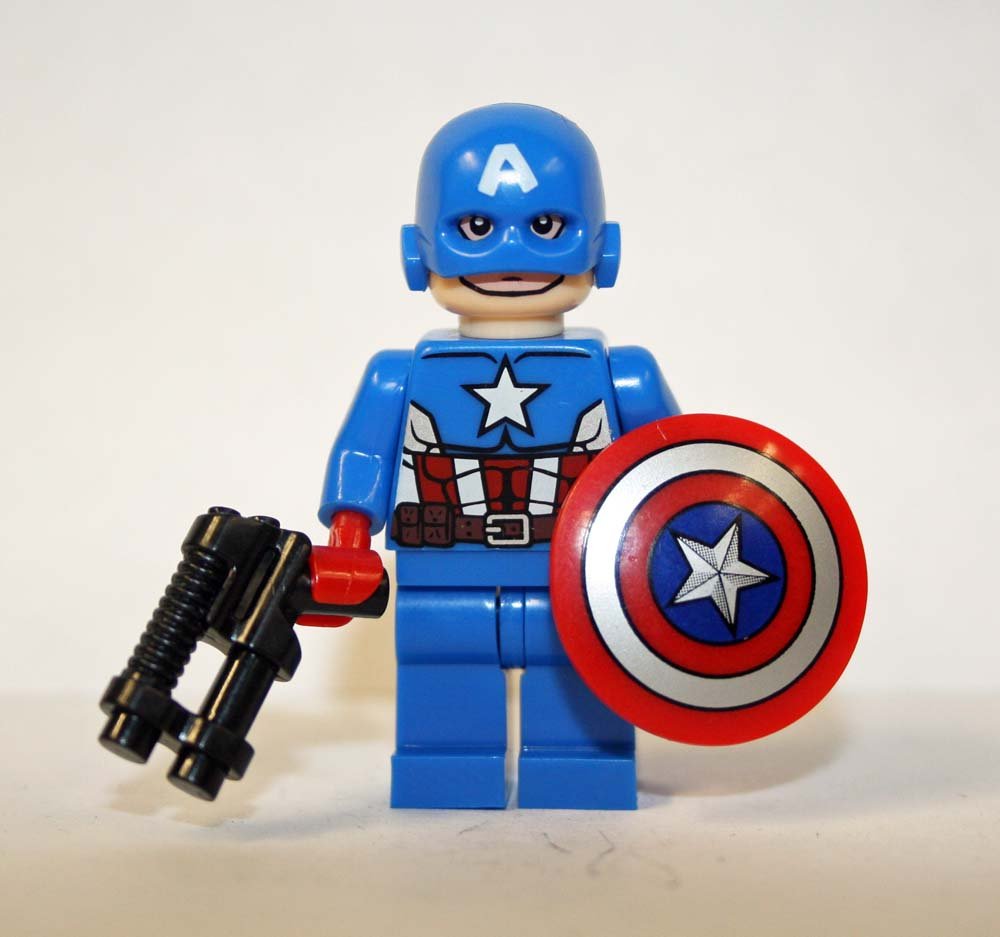 Captain America Classic Avengers Comic Minifigure