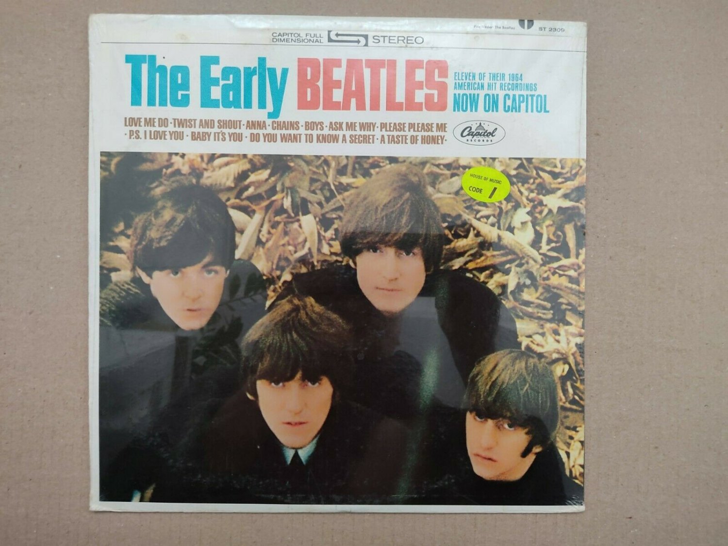 SEALED, The Beatles â��â�� The Early Beatles ST 2309, sticker, RIAA #12, 1973