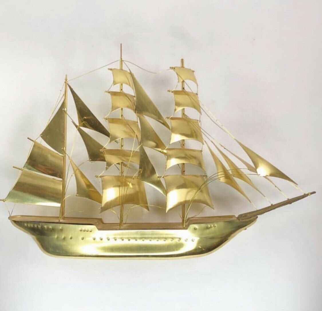 Large Vintage brass ship  20&acirc;�� x 15&acirc;��