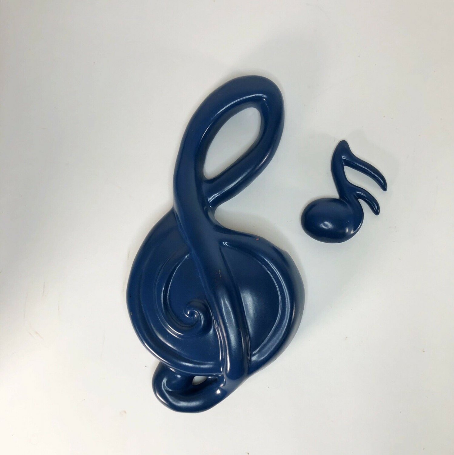 Ceramic Musical Wall Pocket with smaller accent note 14&acirc;�� X 7&acirc;��