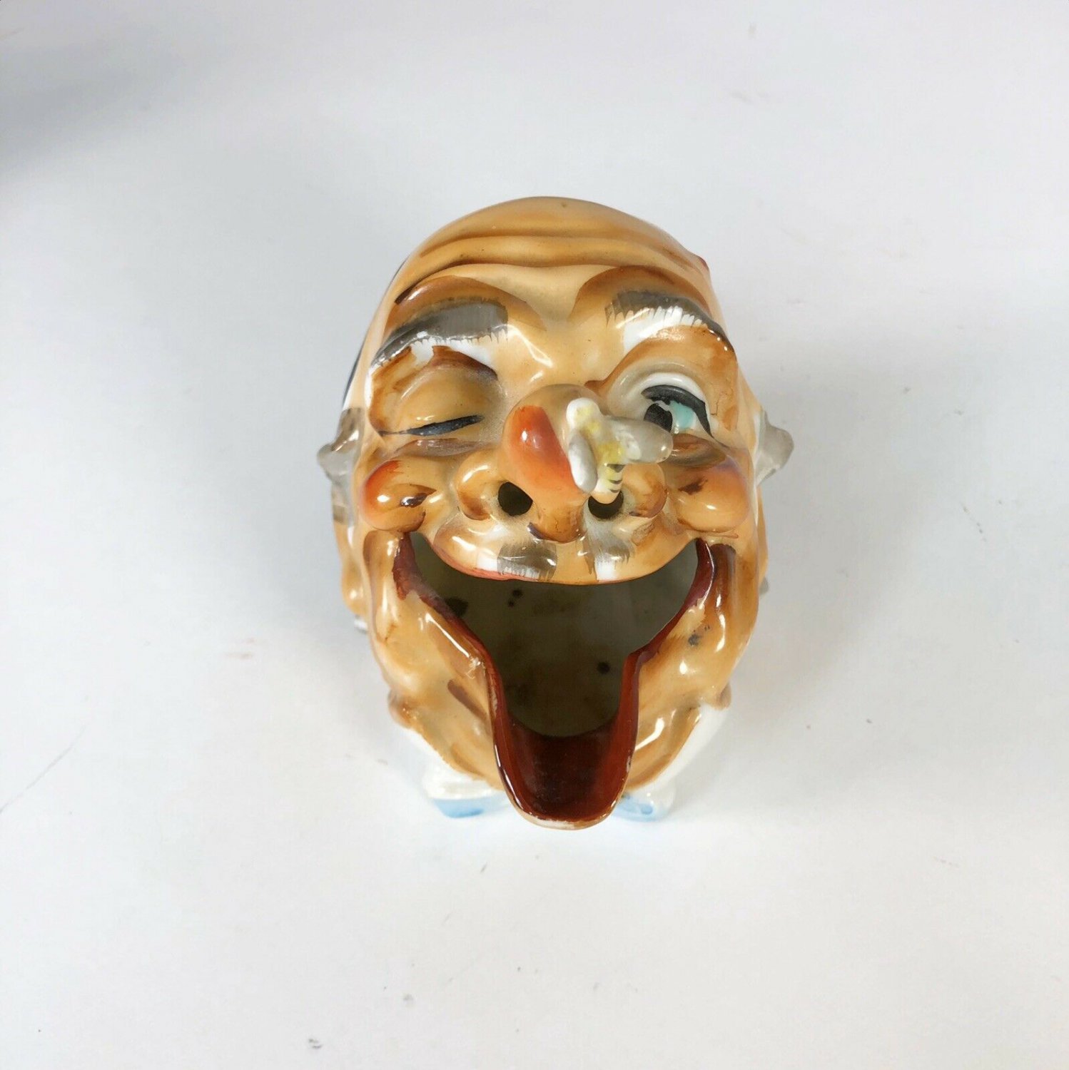 Vintage Winking Man with Bee on Nose ashtray  4&acirc;�� x 3.5&acirc;�� x 3.5&acirc;��
