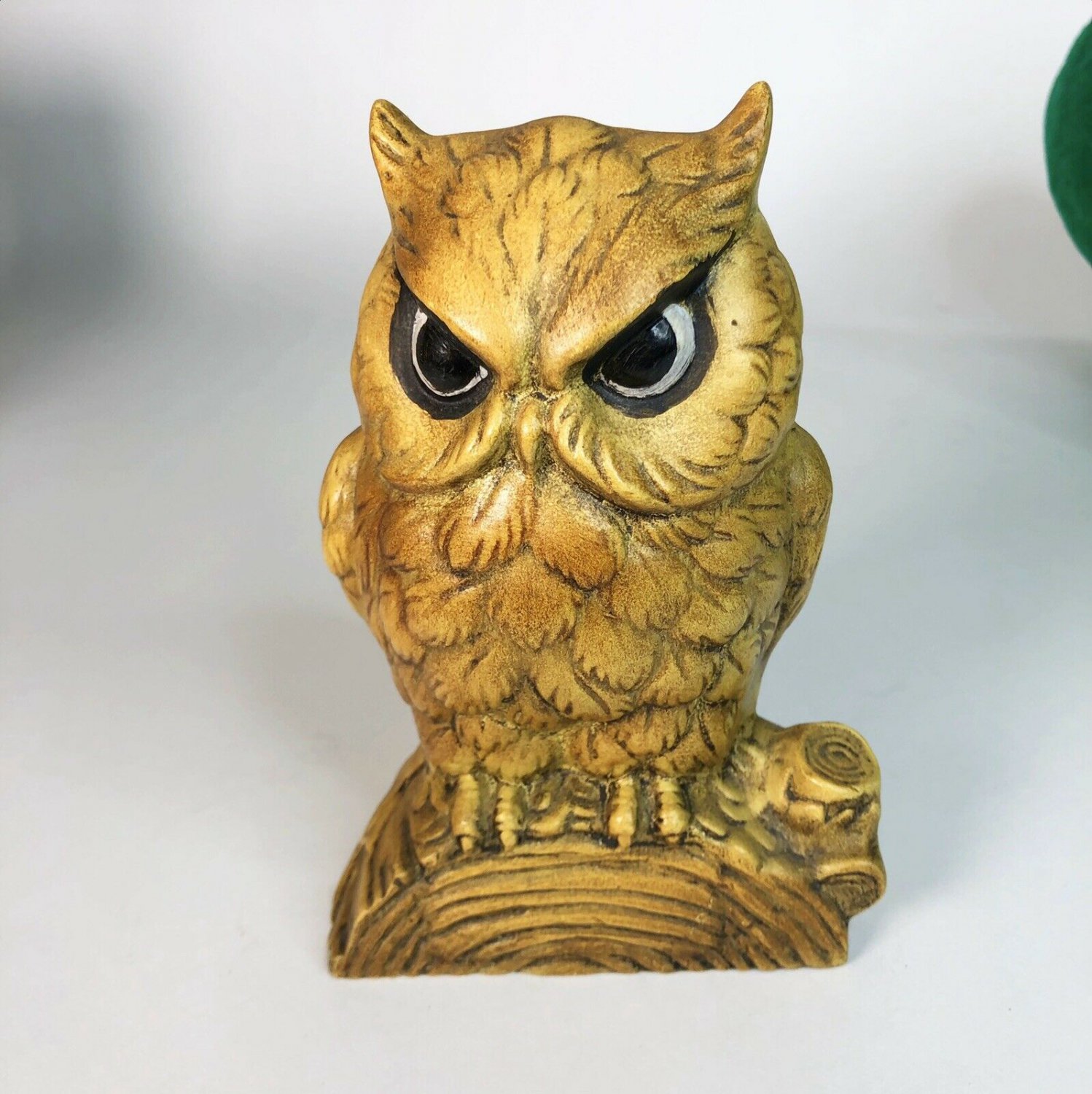 Vintage Ceramic Hand Painted Owl Statue 6&acirc;�� x 5&acirc;��