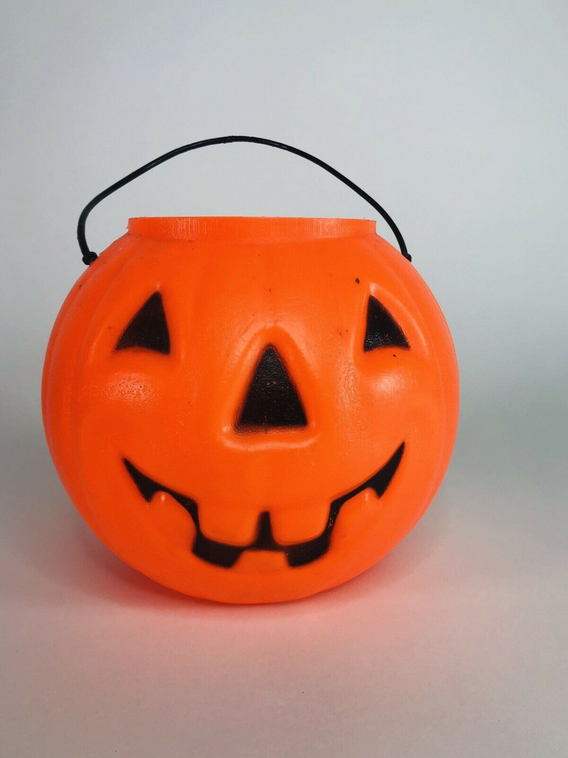 Blow Mold Pumpkin Pail  Made in USA About 8&acirc;�� x 8&acirc;��