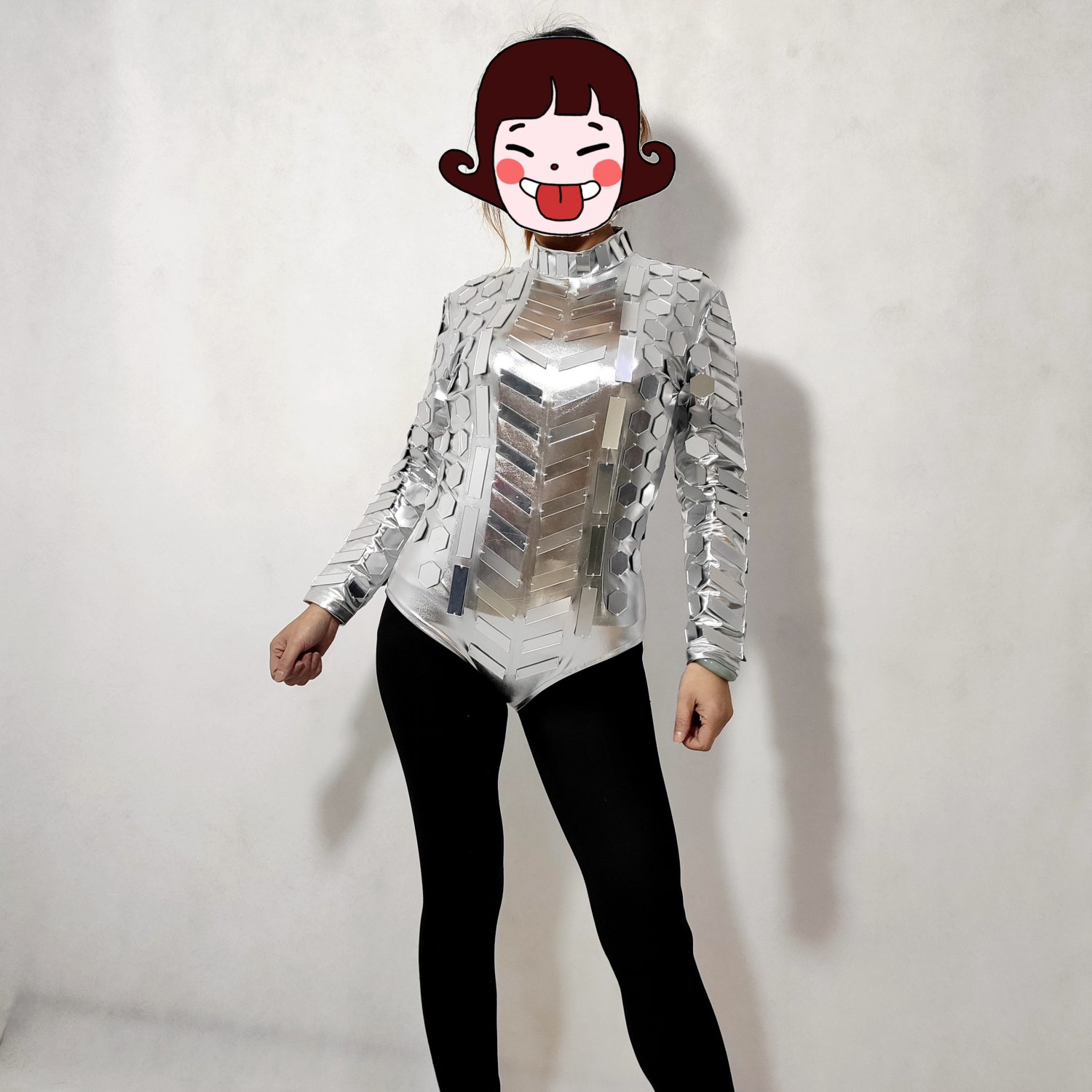 Sexy mirror girls outfit
