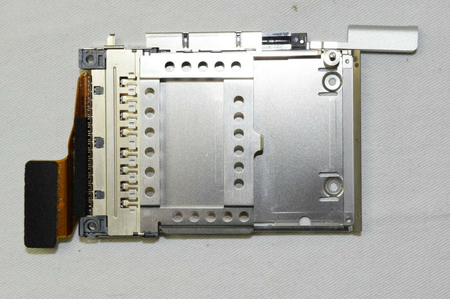 Apple PowerBook A1106 PCMCIA Card Cage