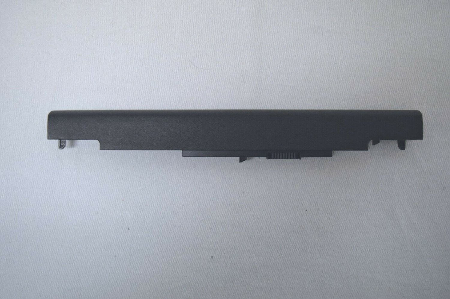 HP Notebook 15-BA083NR HS03 Rechargeable Li-ion Battery, 807956-001