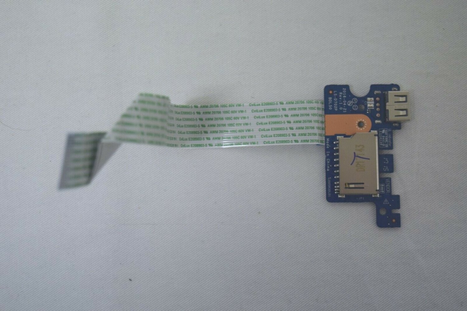 HP Notebook 15-BA083NR USB Card Reader Board with Cable, LS-D702P