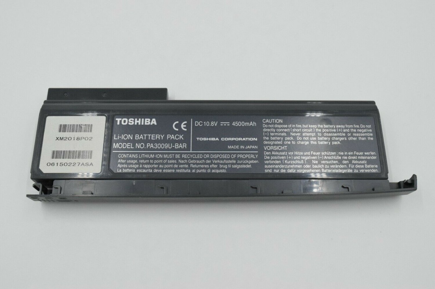 Toshiba Tecra 8100 Li-ION Battery Pack Model PA3009U-BAR