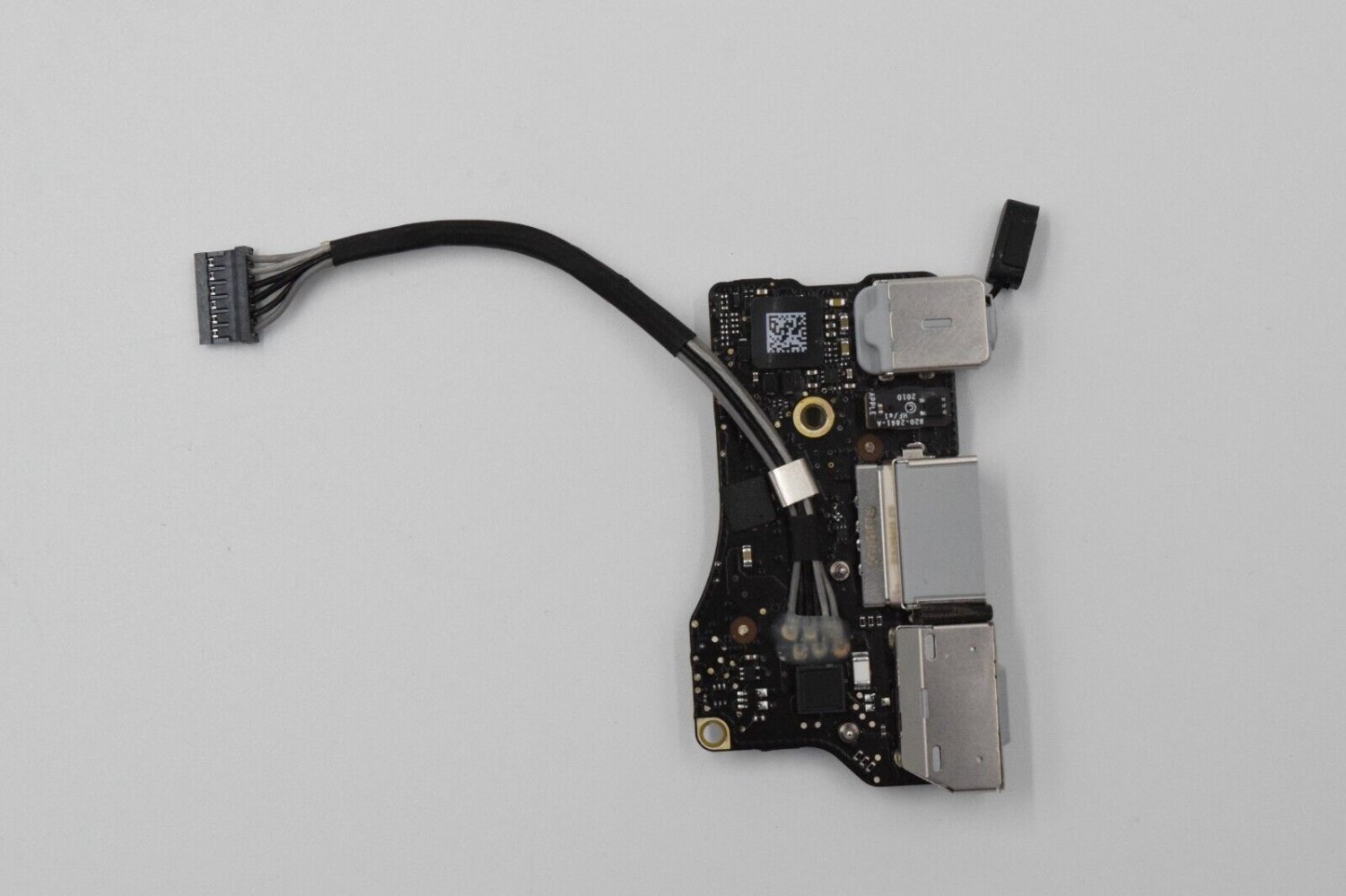 Apple MacBook Air 13" A1369 (Late 2010)  I/O USB Board