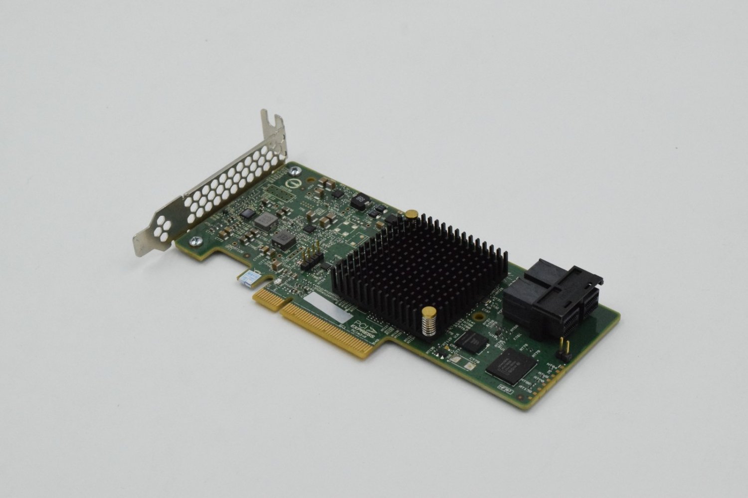 Broadcom SAS9300-8i Host Bus Adapter
