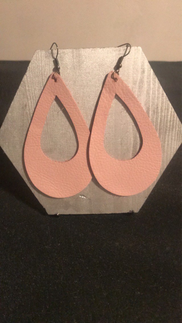 Soft Pink Teardrop Earrings