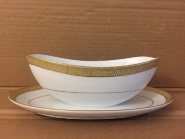 Mikasa 8303 Bristol pattern fine china jyoto Gravy Boat